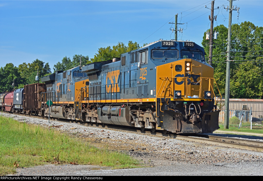 CSXT 7025 M692-12